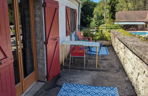 Les Avenieres-Veyrins-Thuellin House | "Le Refuge des Oiseaux " Self-catering accommodation 15 minutes from Walibi!