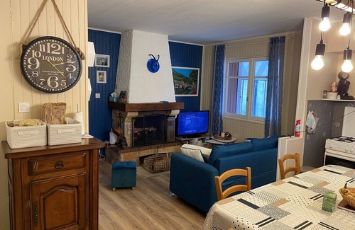 Pont-de-Montvert-Sud-Mont-Lozere House | Gîte Rénové en Plein Cœur des Cévennes