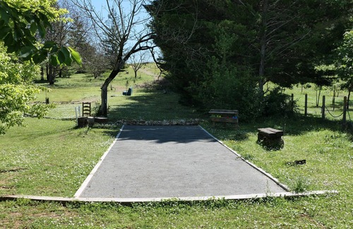 Sorges-et-Ligueux-en-Perigord Cottage | Gîte - Le Viennois: This cozy luxury 1-6 person semi-detached gîte