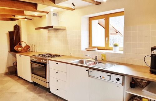 La Chapelle-devant-Bruyeres House | House for groups and families, middle of nature, quiet location, dogs allowed
