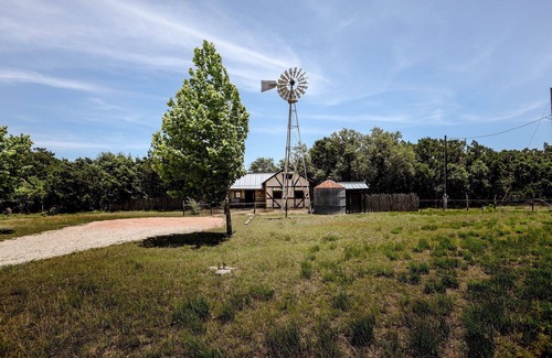 Fredericksburg Cabin | Francesca's | Country Cabin Close to Wineries
