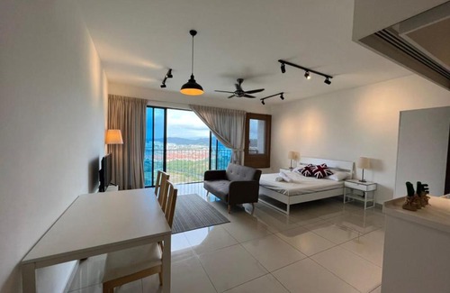 Shah Alam Apartment | Francesco Suite - Trefoil Setia Alam-Near Setia City Mall & Setia Convention Centre