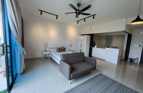 Shah Alam Apartment | Francesco Suite - Trefoil Setia Alam-Near Setia City Mall & Setia Convention Centre
