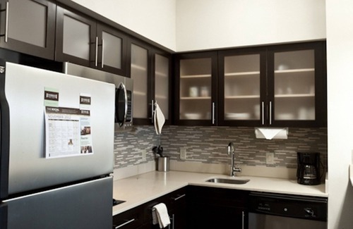 Aldine Apartment | Free Breakfast Buffet + Outdoor Pool | Modern Studio