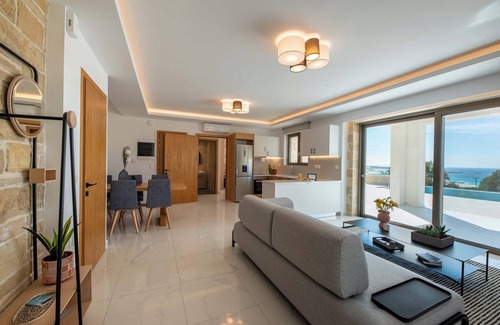 Falassarna Villa | Free heated pools & 800m sea