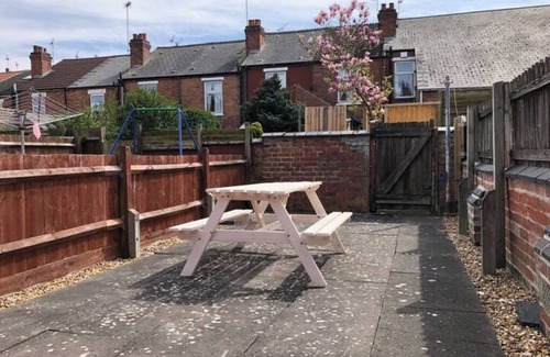 Coventry House | Free Parking | Free Wi-fi | City Centre