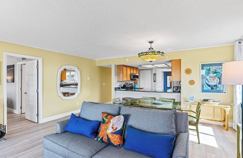 Indian Shores Condo | FREE PERKS INCLUDED! Beach Cottages I 207 - GULF VIEW Condo!