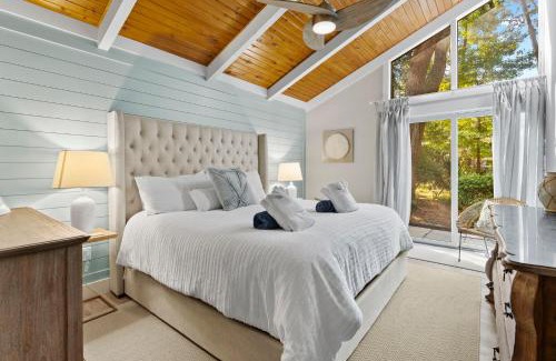 Lawton Woods House | FREE Pool Heat - Upscale Home, Private Heated Pool, Pet Friendly - 7 Pender Lane