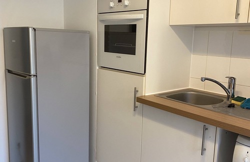 Clermont-Ferrand Apartment | Free private parking, balcony, 2 bedrooms