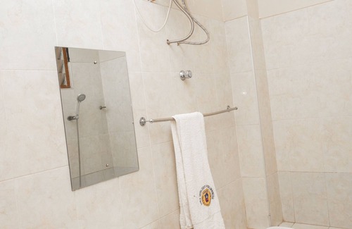Kumasi Hotel | Freeman Methodist Guest House