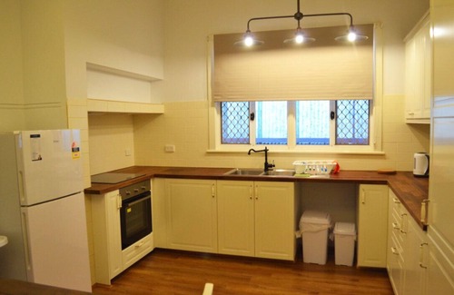 White Gum Valley House | Fremantle Colonial Lodge 4
