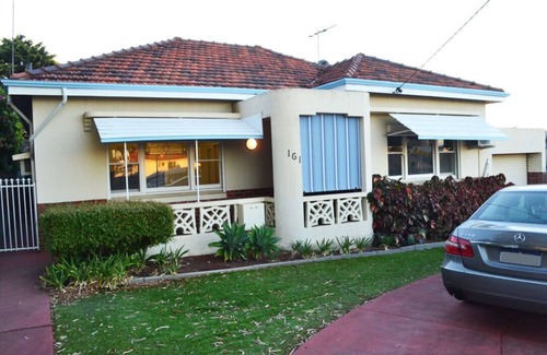 White Gum Valley House | Fremantle Colonial Lodge 4