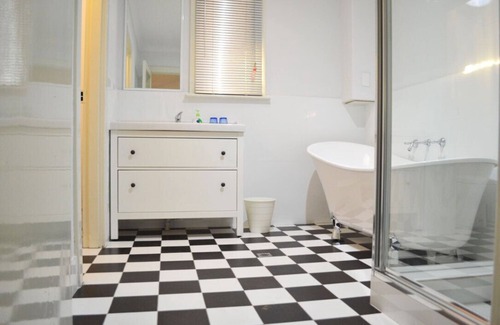 White Gum Valley House | Fremantle Colonial Lodge 4