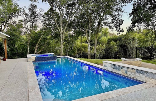 Fredericksburg House | French Country Farmhouse on Baron's Creek - w/Pool/Spa, Steps from Main Street!