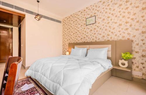Sector 40 Apartment | Fresh Air Green Flair 1 BHK with Balcony