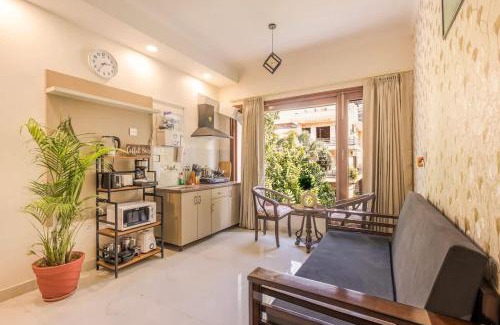 Sector 40 Apartment | Fresh Air Green Flair 1 BHK with Balcony
