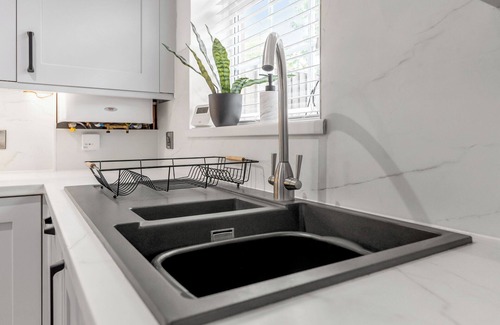 Norwich House | Freshly refurbished, Perfect for a family getaway or groups of contractors