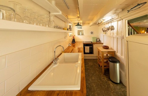 Boscastle Cottage | Friendly Fisherman's Cottage with a modern twist and large garden near the coast