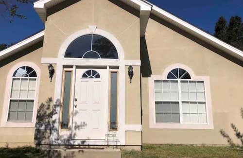 Tallahassee House | Friends and Family Welcome
