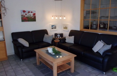 Norddeich Boat Rental | Friesenrose Comfortable holiday residence