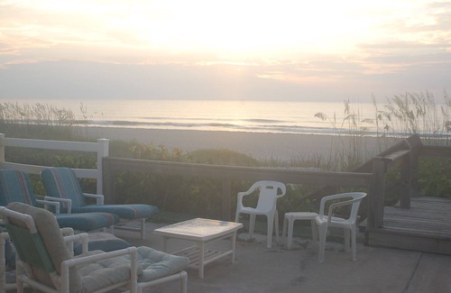 Crescent Beach Condo | FROM $483/Wk,BEST PRICE OCEANFRONT, 10 steps to quite beach,