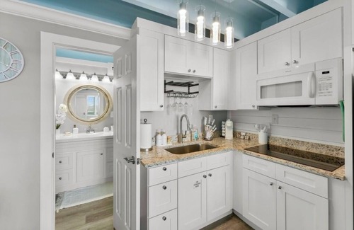 Panama City Beach Apartment | Front Beach Paradise Balcony + Stunning Views!