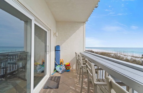 Pensacola Beach Condo | Front Row Seats to the Gulf of Mexico