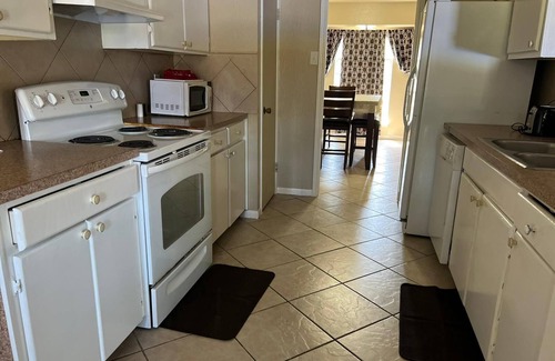 Missouri City House | Frostview Retreat 4BR/2B 4Beds/W Pool