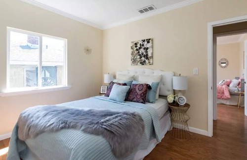 Glenview House | Fruitvale Gem Waiting for You