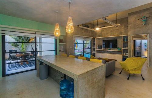 Colonia Adolfo Lopez Mateos House | Full 2 story Jade House