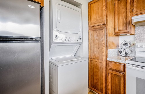 Princeville House | Full duplex w/fast WiFi, expansive mountain views, 2 balconies, pool & grills