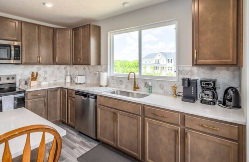 Walton House | Full Home by Ark/Creation Museum