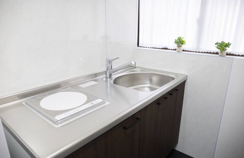 Nishinari House | Full Renovation/tamade Station 4 Min/2ldk/max 8 Persons
