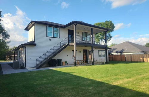 Austin House | Full Two-Story House close to Downtown Austin, Texas