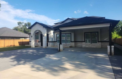 Austin House | Full Two-Story House close to Downtown Austin, Texas