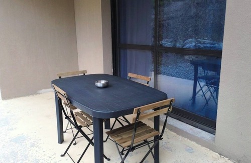 Jausiers Apartment | Fully equipped studio