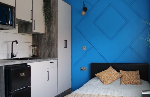 Peterborough Apartment | Fully Equipped Studio in Peterborough
