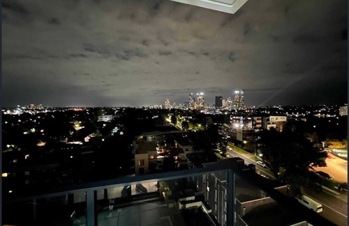 Rosehill Apartment | Fully Furnished 2 Bed 2 Bath Luxury Apartment - just renovated ⭐️⭐️⭐️⭐️