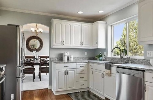 Marysville House | Fully Furnished charming 4-bedroom house in enchanting Marysville with WiFi