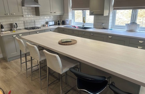 Chipping Norton Cottage | Fully refurbished luxury cottage 150nMeters from Chipping Norton high street OX7