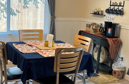 Altamont House | Fully Remodeled Home Close To Downtown, OIT, and Sky Lakes Hospital