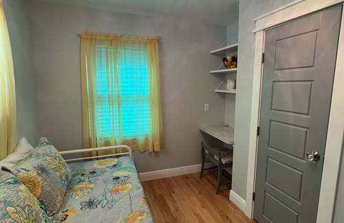 Downtown Zephyrhills House | Fully Remodeled Historic Home, downtown Zephyrhills! Centrally Located!