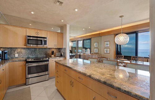 Wailea Condo | Fully Remodeled Oceanfront Condo MAKENA SURF RESORT, #F-206