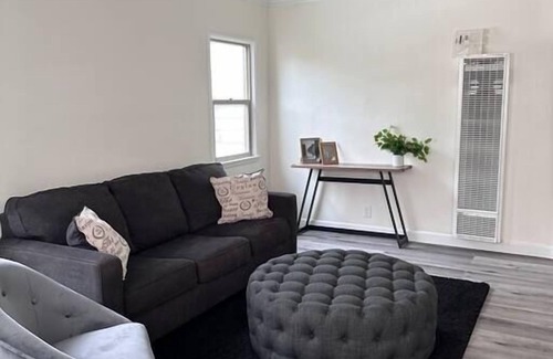 West Hollywood Apartment | Fully remodeled 1 bedroom in prime West Hollywood.