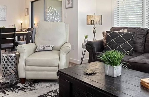 Nellysford Condo | Fully renovated condo at Fairway Woods! 20% off for 5 nights or more!