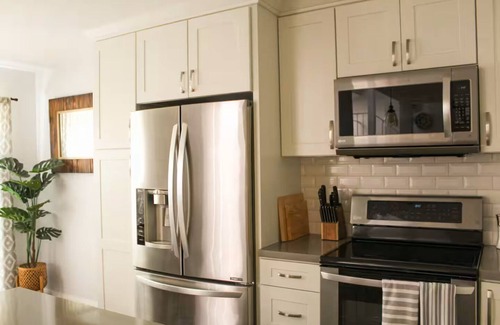 North Park House | Fully Renovated 3-Story Townhome - 93 Walk Score