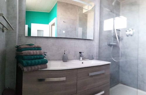 Montlucon Apartment | Fully renovated 6-person apartment