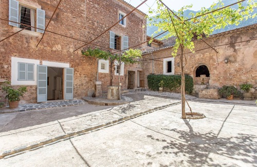 Deia House | Fully renovated manor house in the heart of Deia