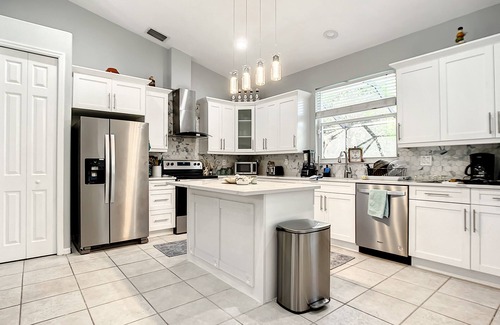 Kings Lake House | Fully Renovated Modern Home, With Heated pool