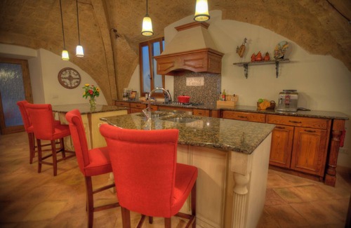 Orvieto Apartment | Fully Restored Lg. Apt in a 16th Century Palace Orvieto Center